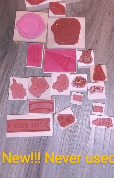 Bundle of 27 random stamps!! 19 are BRAND NEW ! - Picture 3 of 10